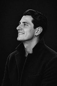 Elliot Graves