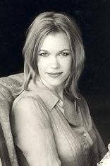 Yvette Thor