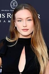 Chloe Rose Robertson