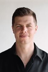Elliot Wolf